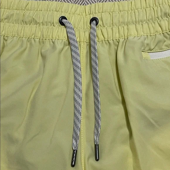 Vuori Clementine 2.0 Shorts 4" Sunlight Small - Picture 7 of 13